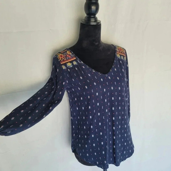 Hollister Lace Up Viscose Top Cap Shirt Tee Navy Blue Floral 3/4 Sleeve XS - Picture 9 of 10